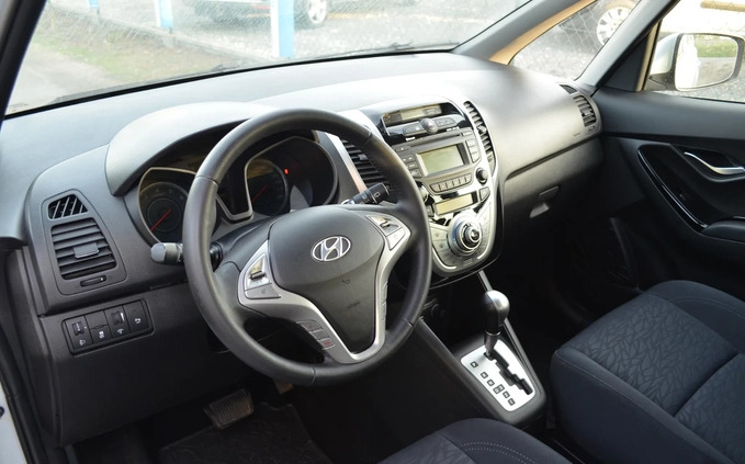 Hyundai ix20 cena 35900 przebieg: 80000, rok produkcji 2010 z Niepołomice małe 277